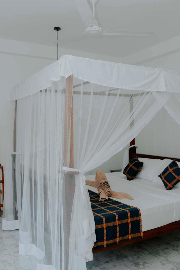 La Canopee Unawatuna Luaran gambar