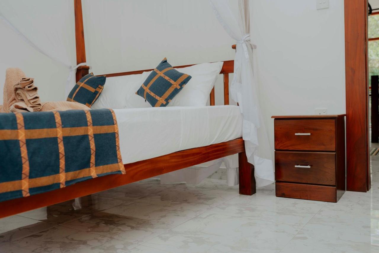 La Canopee Unawatuna Luaran gambar