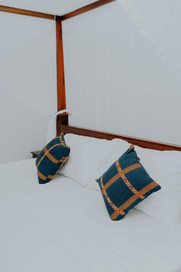 La Canopee Unawatuna Luaran gambar